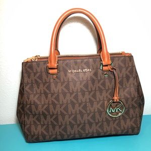 MICHAEL KORS Purse *
